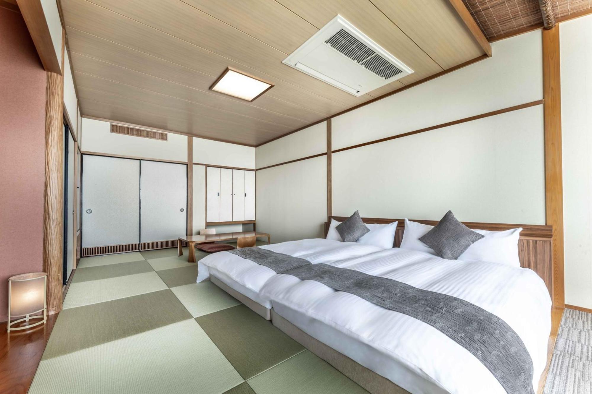 Spa And Resort Hotel Solage Oita Hiji Beppuwan Exteriör bild